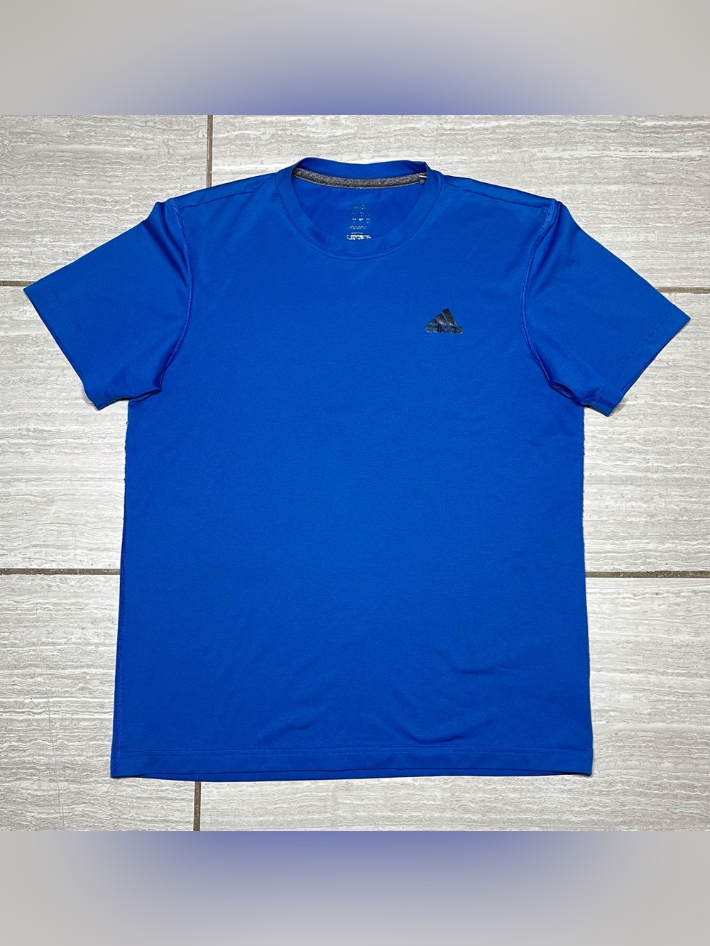 Adidas Climalite Performance Athletic Short Sleeve Shirt Mens Size Medium - Blue